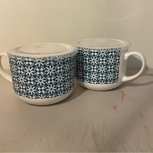 Blue and White Patterned soup Mugs with Lids 20fl oz new (2)